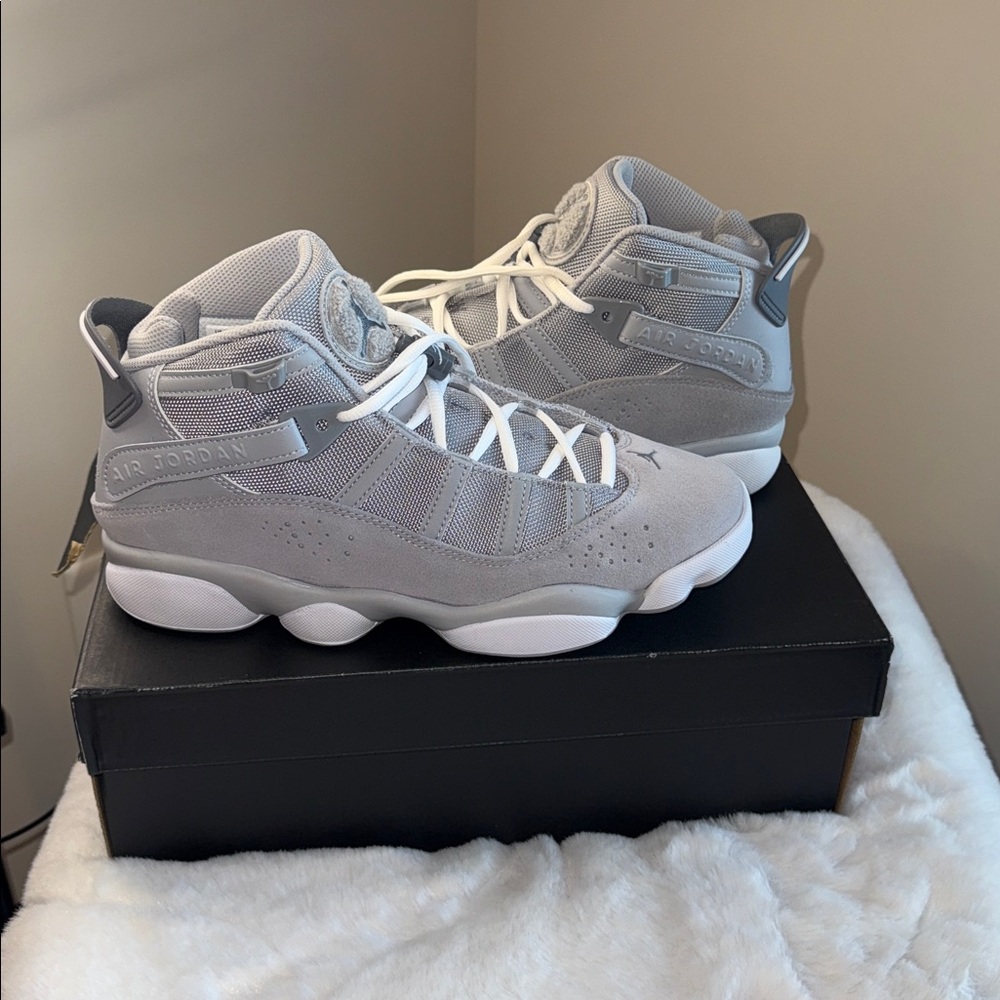 NEW/-Jordan 6 Rings in Wolf Grey and White